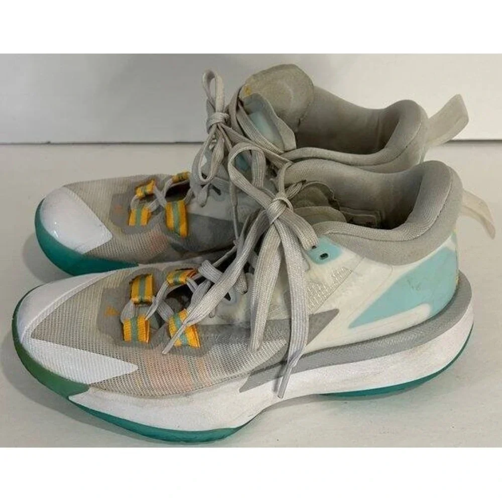 Nike Jordan Zion 1 Boys Basketball Shoes Sneakers DA3131-101 Mens Size 5.5 Y